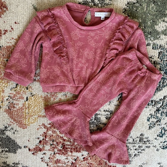 Rachel Zoe 24M Girl Floral Sweatshirt Flared Bottoms Outfit Set Boho EUC - Picture 2 of 10